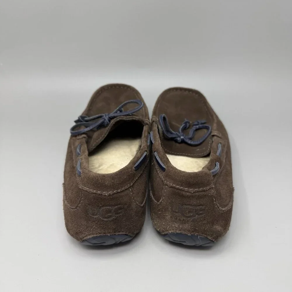 Ugg Australian Chester Brown Suede Men's Size 9 Moccasins Slippers 1005350